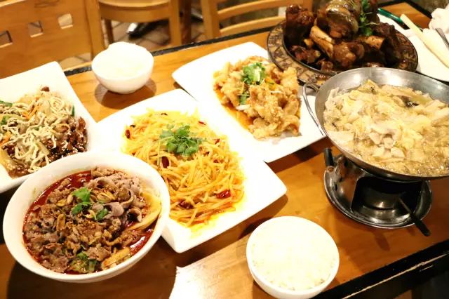 席捲波士頓的東北風Chinatown飄起最地道的酸菜味