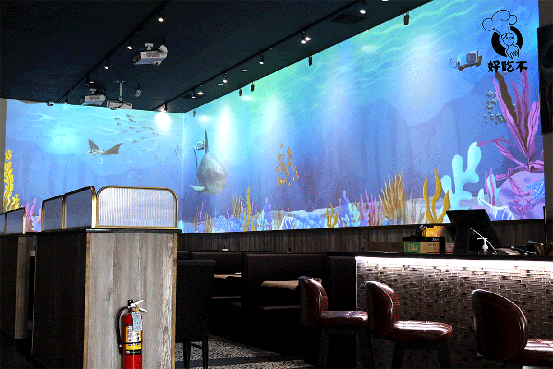 紐約長島超酷新店！“海洋館”裡吃手抓海鮮！雪蟹腳/小龍蝦居然免費送？！