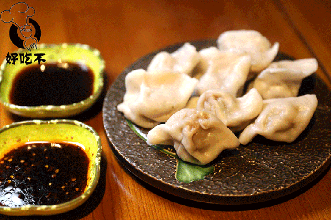 華爾街驚現最平價中餐食堂！$10兩個肉夾饃！涼皮/豬肉水餃買一送一！