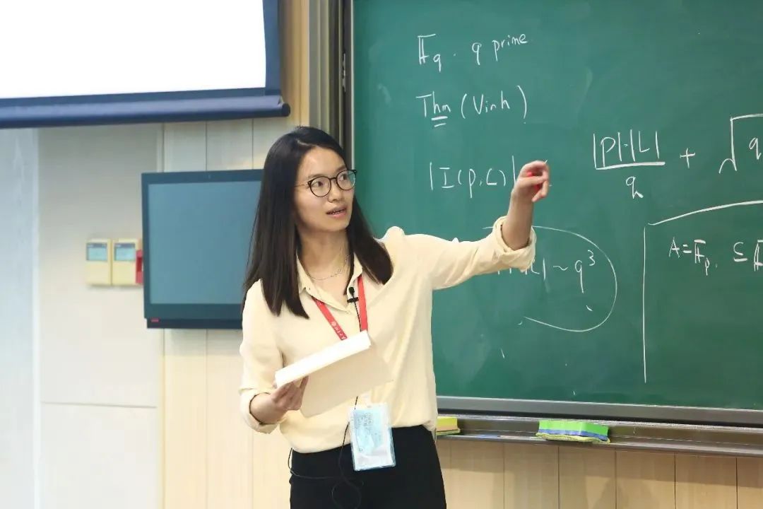 90後中國女數學家破解百年謎題成菲爾茲獎大熱，她究竟解決了什麼？