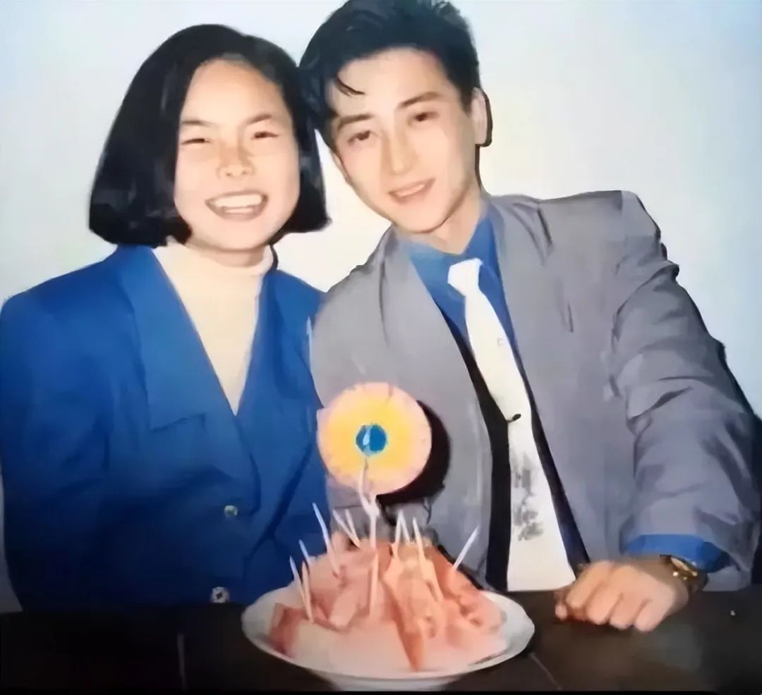 “爸，你當初看上我媽啥了？”，這群高顏值爸爸，驚豔了時光
