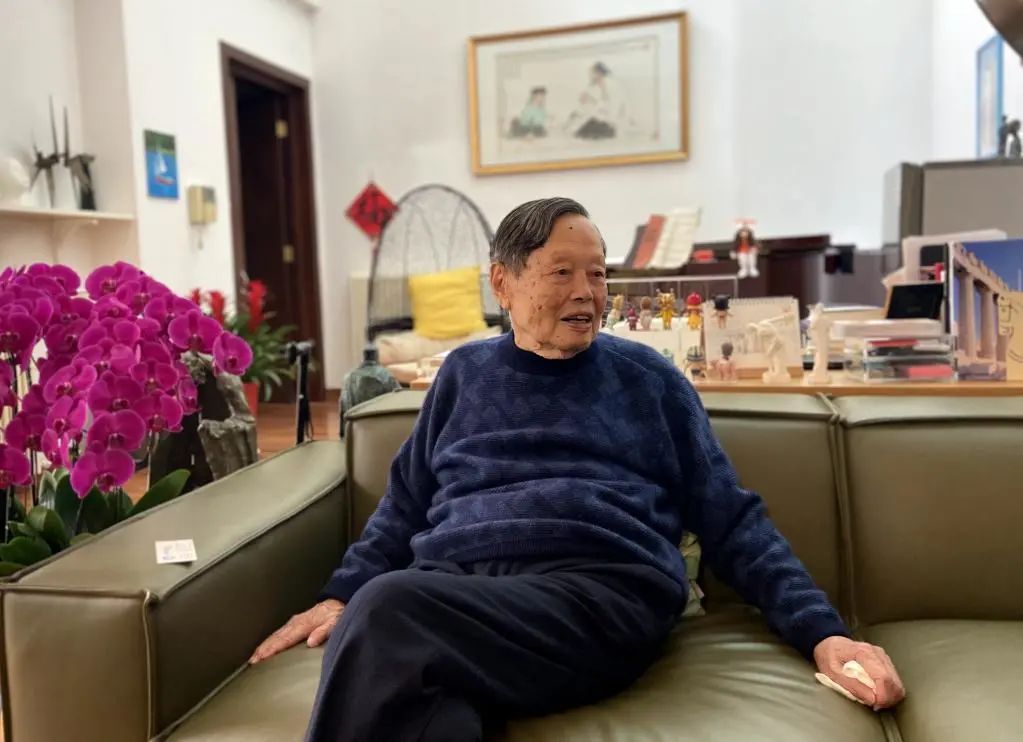 為何會愛上比自己小54歲的翁帆？楊振寧這樣回答