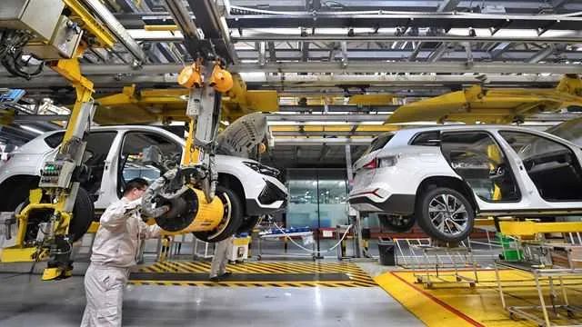 上半年汽車產銷均超1500萬輛