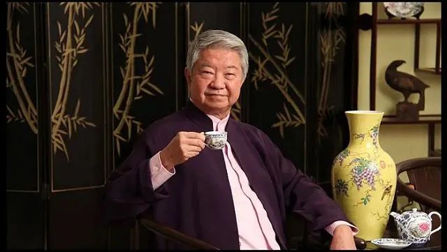 美食家蔡瀾去世，稱吃的不只是食物，也是一種習慣和鄉愁