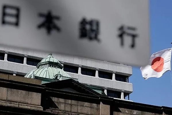 日本經濟拉響警報！