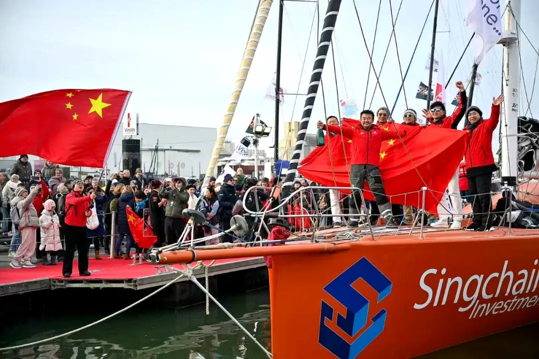 中國首位！99天登頂海上珠峰，獨臂船長徐京坤的航海傳奇|【經緯低調分享】