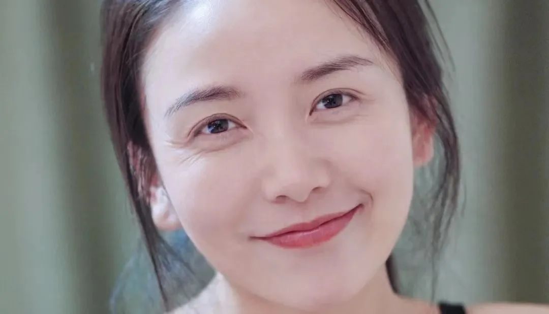 我真心建議大家用好點的眼霜，而不是醫美！