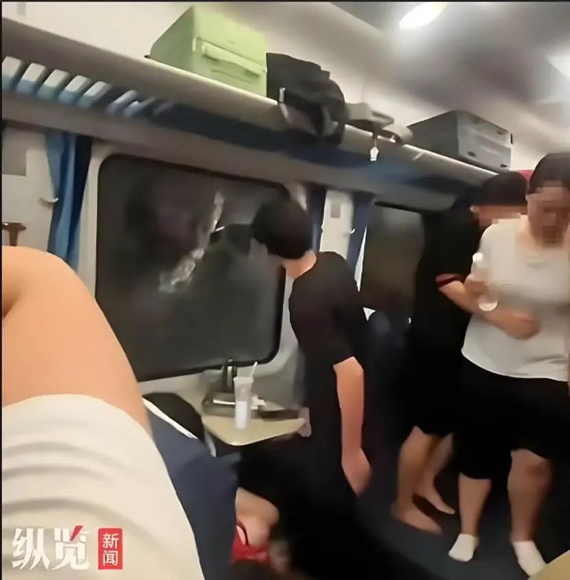 敲車窗的青年與另一種“智豬博弈”