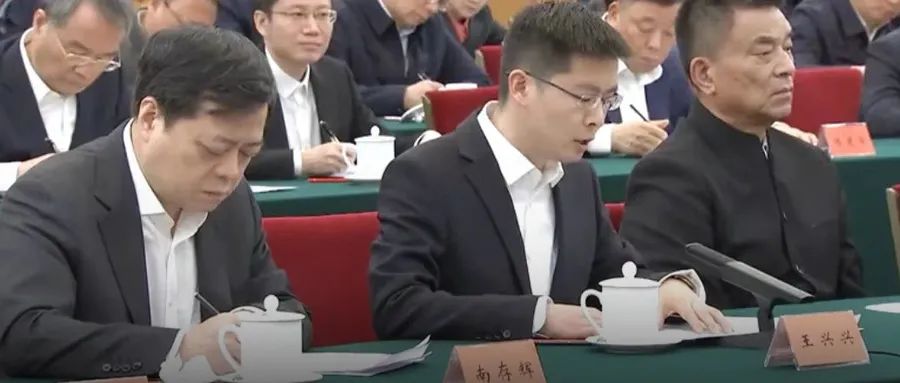 這次座談會上，為什麼浙江企業家最多？