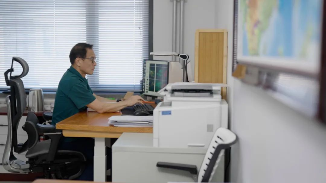 兩封信三座橋，和絕望疾病賽跑的神經科學家