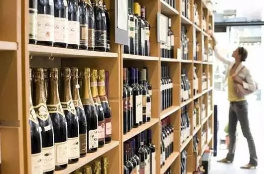 5分鐘漲點葡萄酒知識：酒標360度全解析