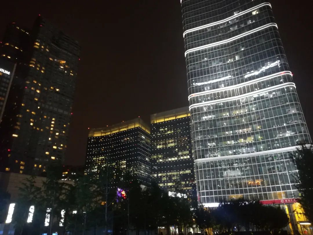 外企中產現在過得有點慘…