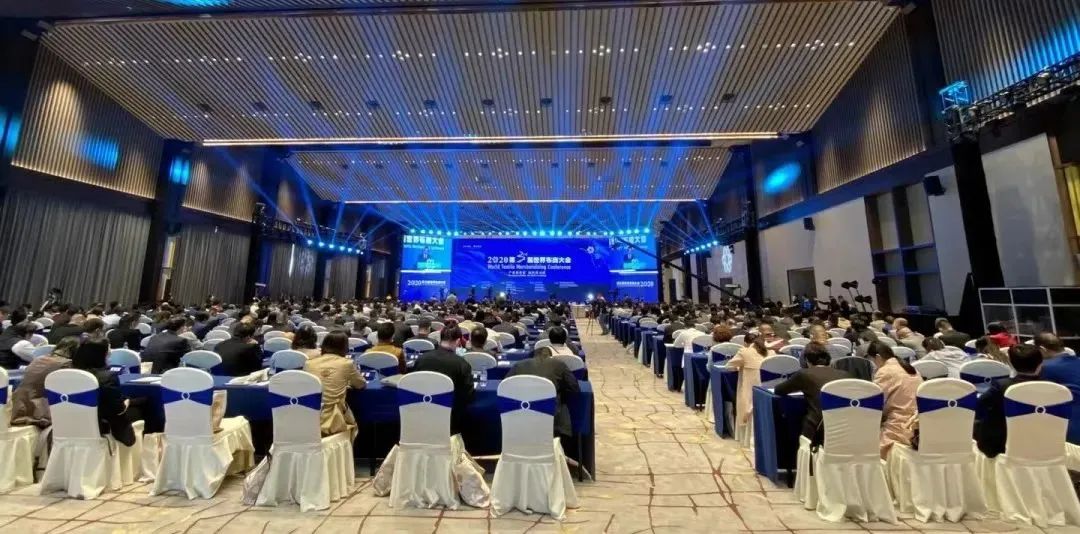 日薪過萬的國際會議口譯，是如何煉成的？