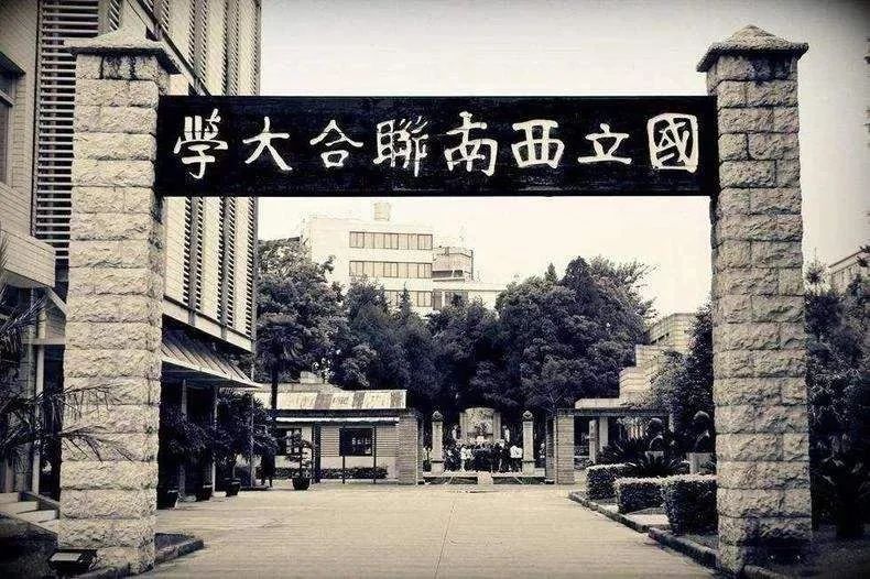 鄭振鐸的“最後一課”和都德的“最後一課”