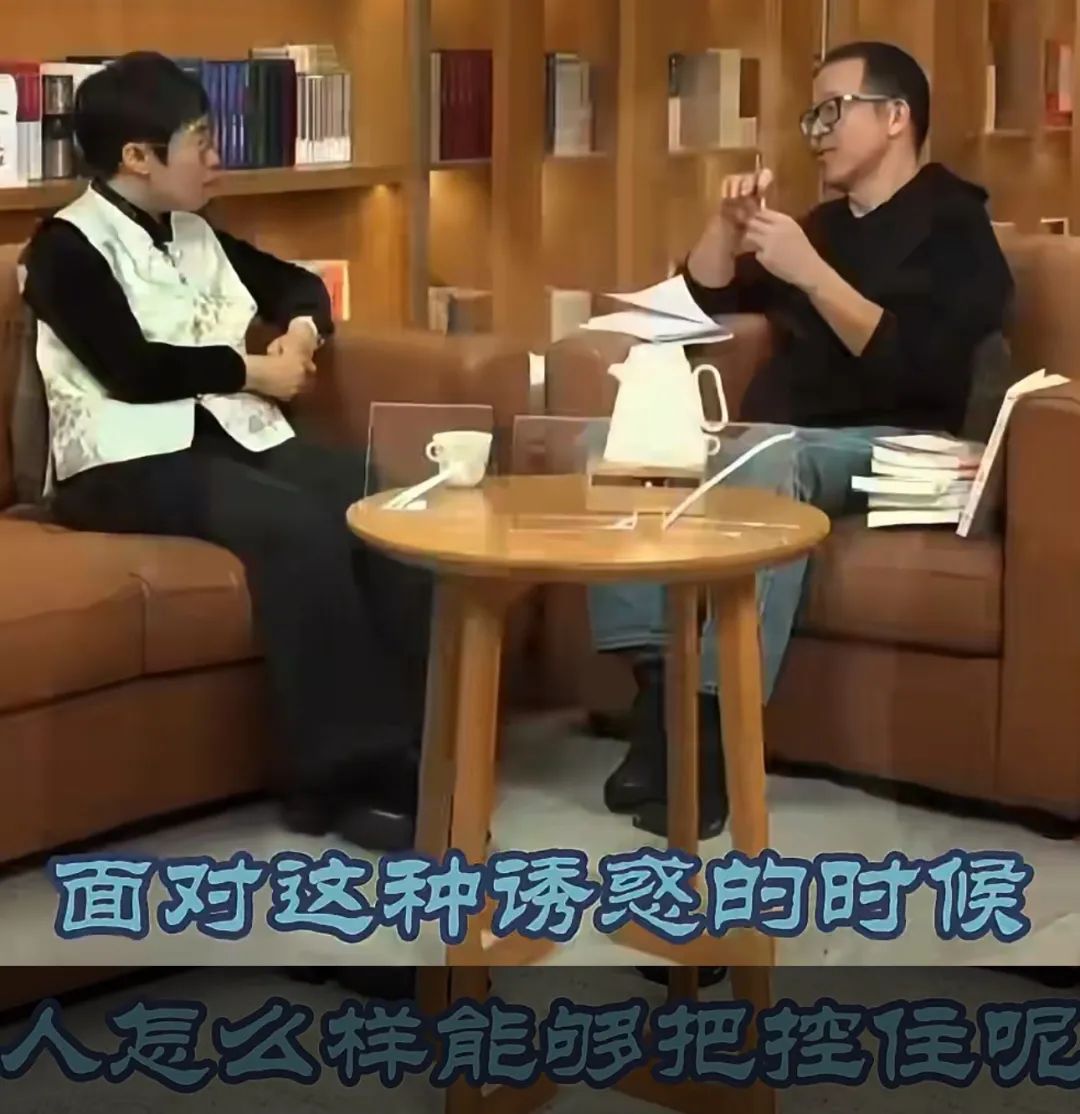 63歲俞敏洪採訪一幕刷屏，網友驚呼：這才叫中國文化！