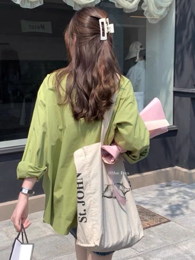 春天“牛油果綠襯衫”越來越流行，這樣穿太美了！
