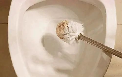 刷馬桶不髒手，用一次馬桶刷防汙一週，這個馬桶刷太好用了8
