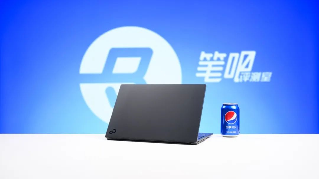 聊一款我測過表現最好的“日系超輕本”