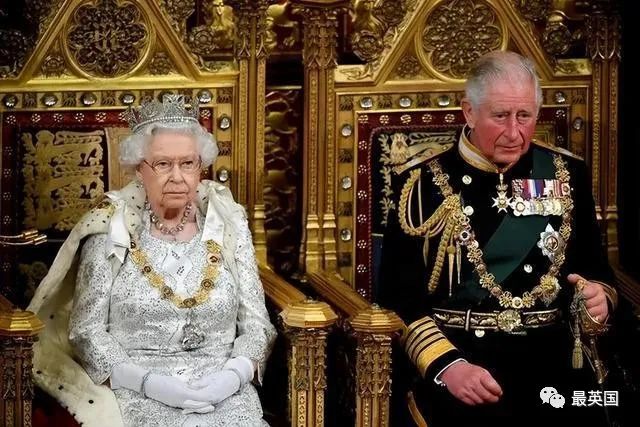 牙膏必須1英寸、浴缸水位需精準？查爾斯‘難伺候到離譜’，卻心甘情願被孫子當玩具摳眼睛！