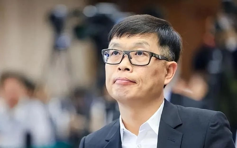 美的已清倉小米！雷軍和方洪波必有一戰