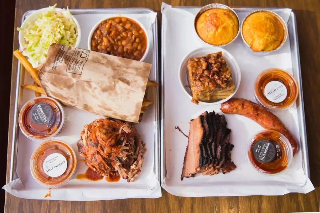 SmoqueBBQ|芝加哥最具人氣的美式烤肉店，讓人垂涎三尺的肉食盛宴！