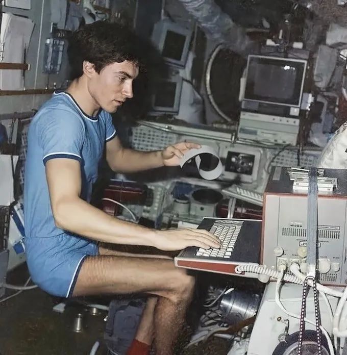 流浪太空53年的蘇聯衛星將墜落地球，堪比隕石的威力，讓人慌了