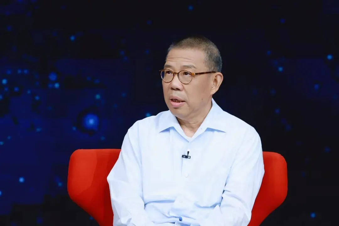 央視對話採訪鍾睒睒：新聞專業主義與網暴狂歡的較量