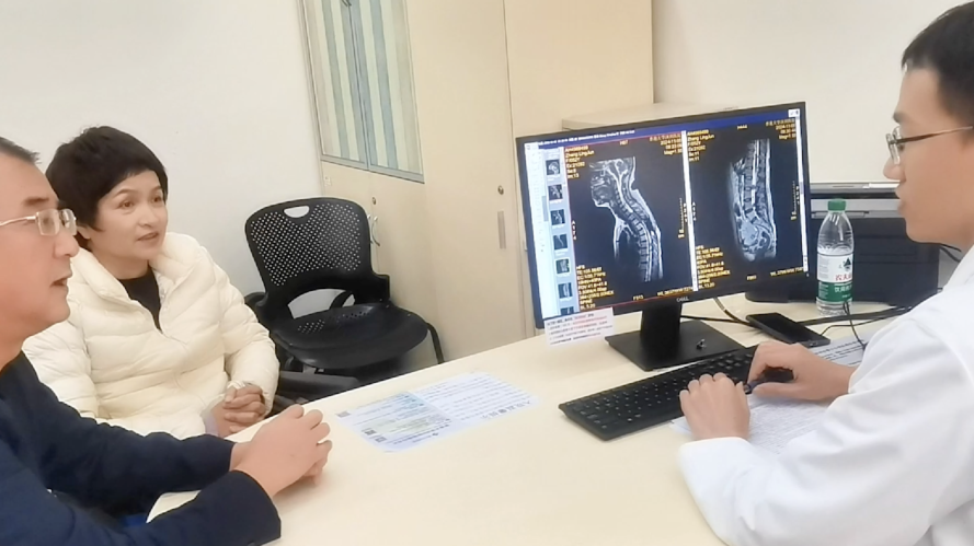 世界抗癌日|10年挺過22次化療的肺癌患者：能看著孩子長大是最好的