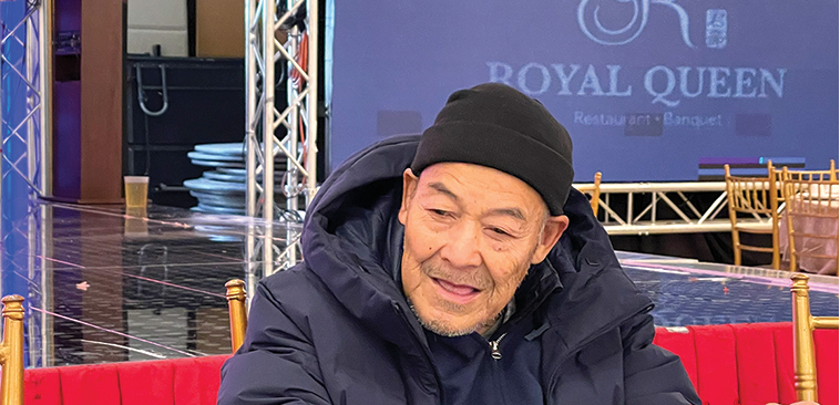 拋妻棄女“黑”在美國30多年！回國就要搶房產的華人劉大爺去世了…