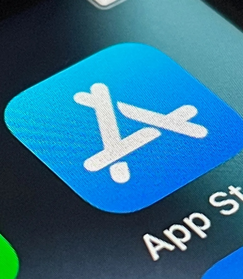 iPhone充值「更貴」的時代有望終結，但蘋果稅不會消失