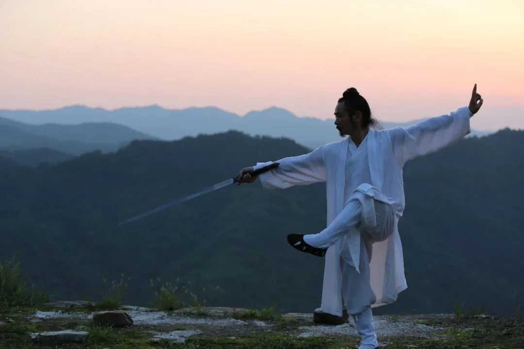 修行指迷：唯有“用好”我們的身體，才能達到生命中的“大光明”境界！