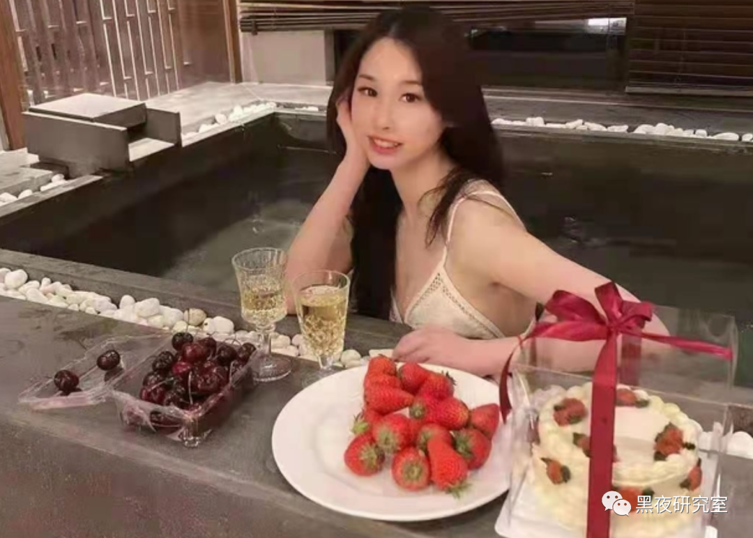 重磅大瓜！55頁PPT詳細敘述建行副行長如何勾引我女友給我戴綠帽