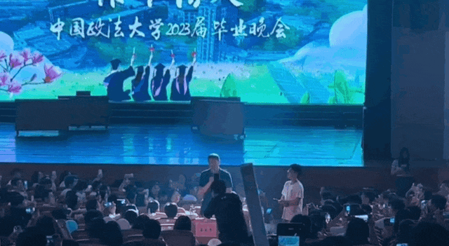 從黎巴嫩走出的天才少年，用溫柔哲思，轟動並治癒世界