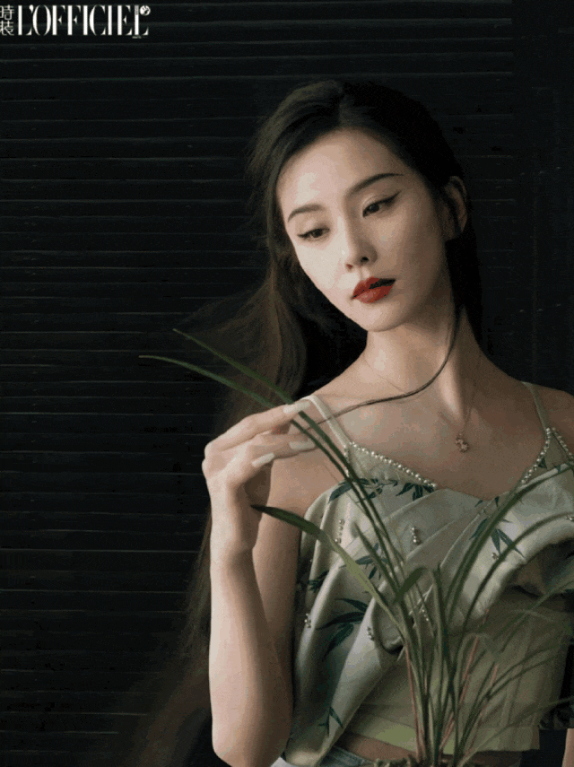 一夜美哭3億人！劉詩詩蘇州遊客照火了，這才是中國審美