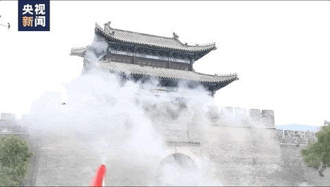“跟著團長打縣城”假期爆火，還有知名演員客串反派！