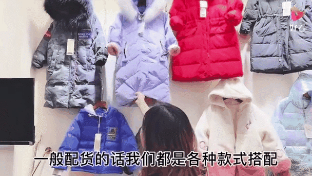 新年就得穿新中式風~給孩子換上這件顆粒絨外套，喜慶又保暖！