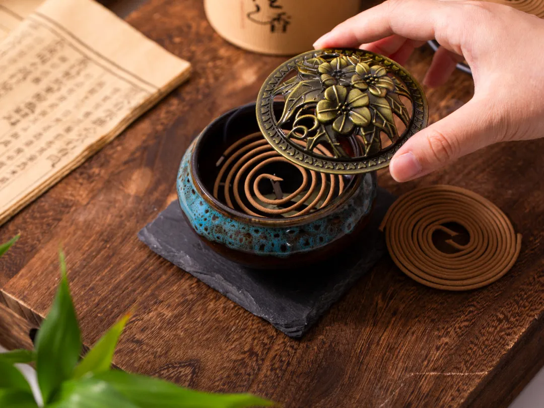 千年草本智慧，一盤驅蚊修心