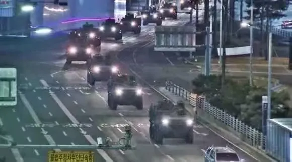 又菜又愛玩，尹錫悅把自己玩成了“光桿司令”！
