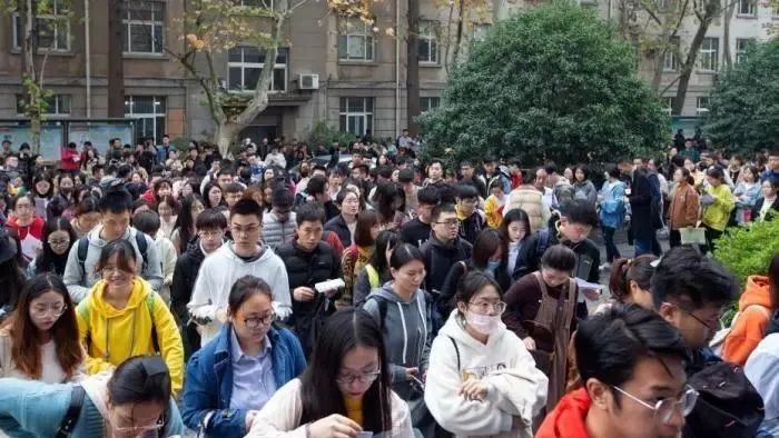 老胡為何不建議一些人考公務員
