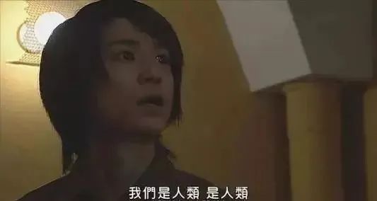 我鄙視所有對小孩下手的人