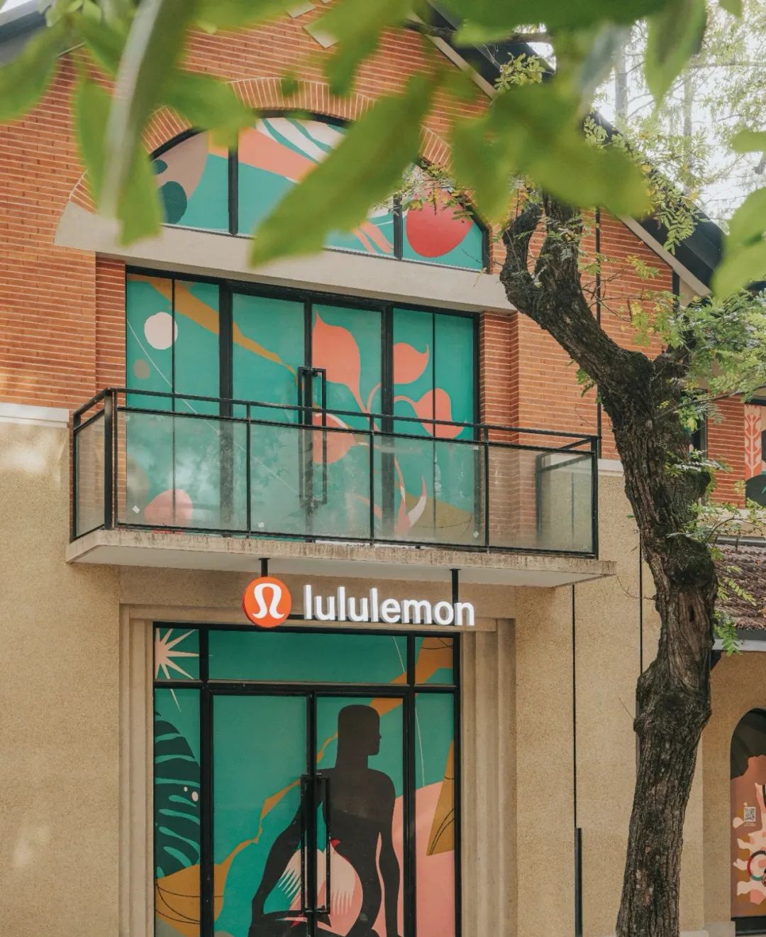 2位數入lululemon，還有CK湯米一百多就入，一個賽著一個划算！