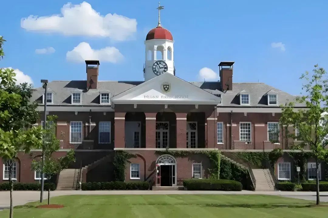 特朗普與哈佛大學的戰爭：精英殿堂的生死劫