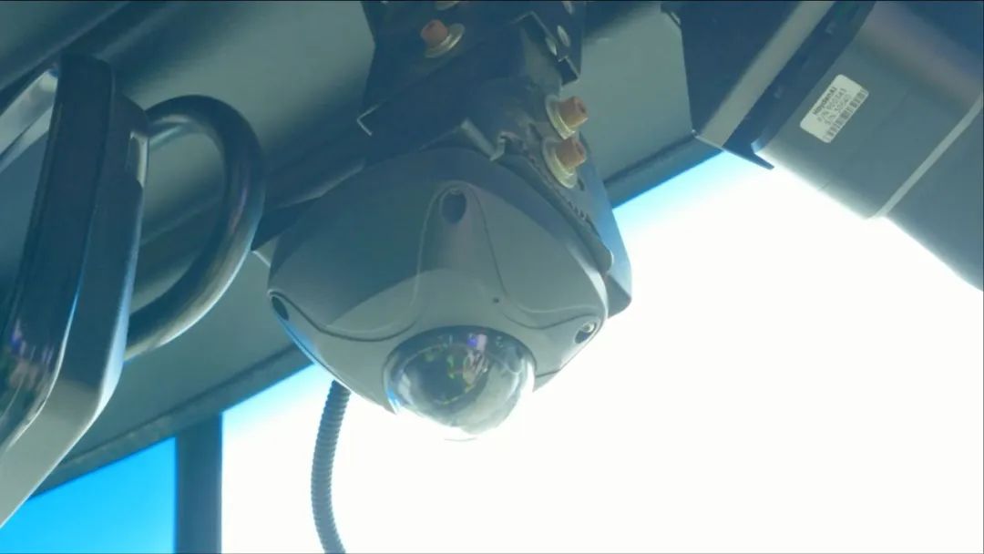 洛杉磯利用AI攝像頭開出創紀錄罰單