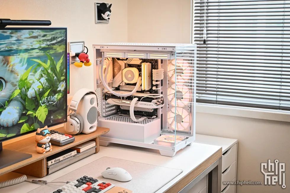 [電腦]iCUELNK環繞海景——微星Z790刀鋒MAX+索泰4080SUPER+海盜船3500X裝機展示