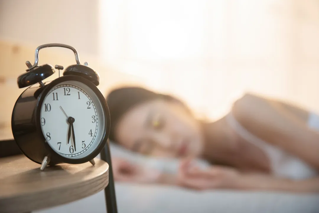 怎樣才能“睡個好覺”？超詳細睡眠健康指南來了→