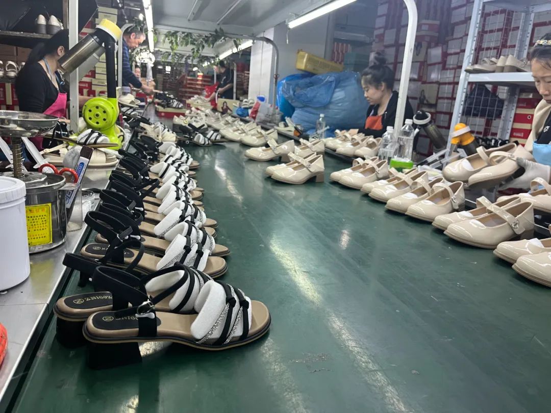 退伍軍人電商賣女鞋，9年做成了“鞋王”