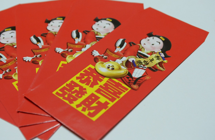 親戚給我兒子500元壓歲錢，他家2個娃我咋給？寶媽機智回應被贊