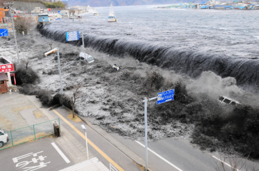 日本末世預言就在明天！已發生上千次地震+火山噴發，多人緊急撤離！會成真嗎？