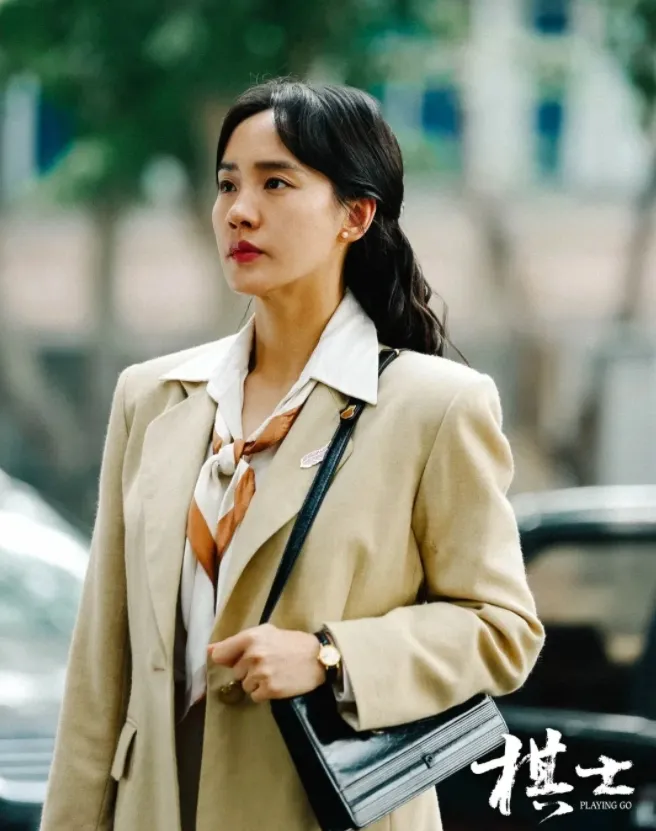 靠胸走紅的王智，是3位百億影帝嚴選的女人