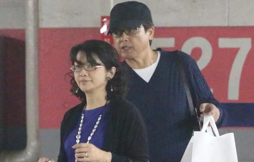 她8年賺4億，21歲最當紅時嫁人，如今65歲當了奶奶氣質還是這麼高階！